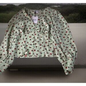 Glamorous Women’s Blouse Mint Strawberry Size 12 NWT